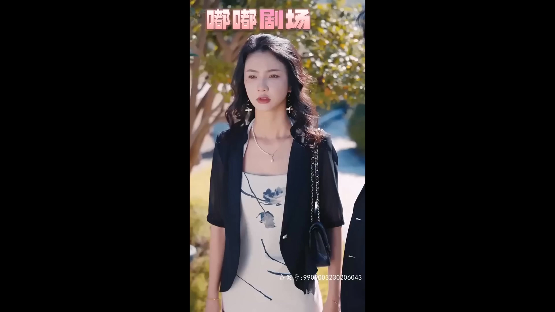 战帝的冰山美女老婆HD中字(大结局)